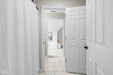 12096 Sail Place Drive Indianapolis IN 46256