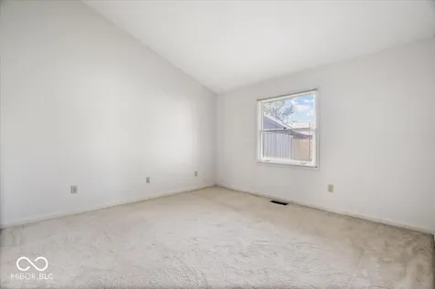 8808 Stirrup Court Indianapolis IN 46256