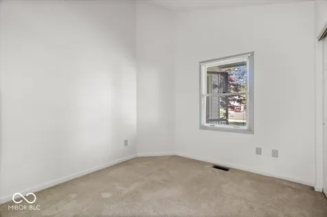 8808 Stirrup Court Indianapolis IN 46256