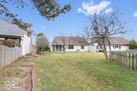 8808 Stirrup Court Indianapolis IN 46256