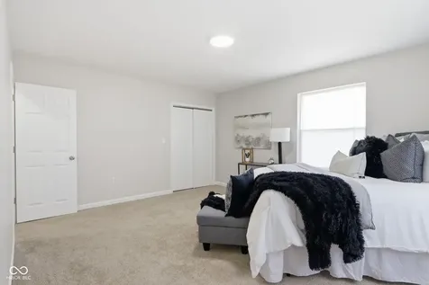 4315 E 42nd Street E Indianapolis IN 46226