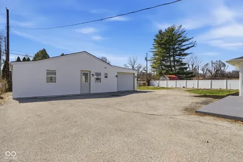 4315 E 42nd Street E Indianapolis IN 46226