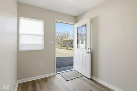 4315 E 42nd Street E Indianapolis IN 46226