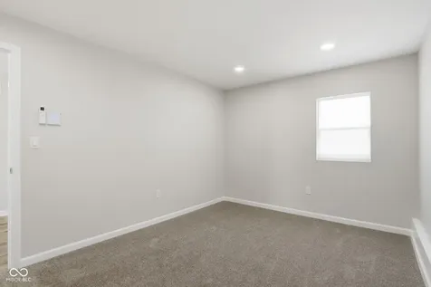 4315 E 42nd Street E Indianapolis IN 46226