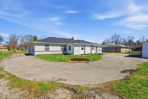 4315 E 42nd Street E Indianapolis IN 46226