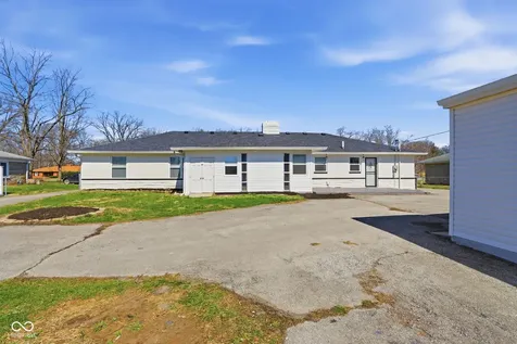 4315 E 42nd Street E Indianapolis IN 46226