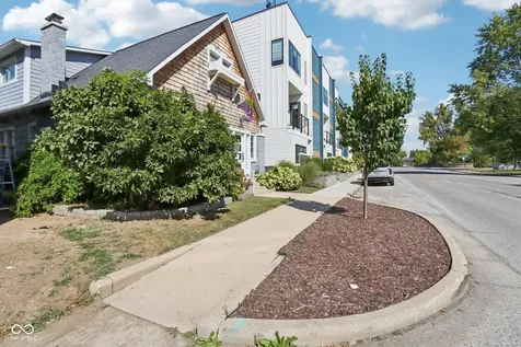 2606 N Delaware Street Indianapolis IN 46205