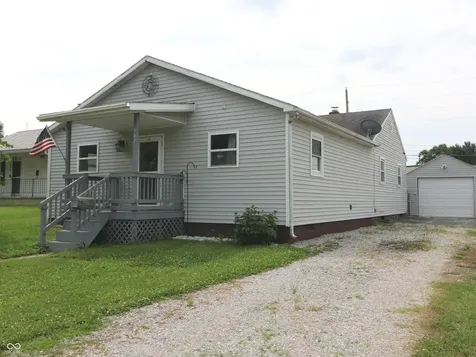 907 Cottage Avenue Crawfordsville IN 47933
