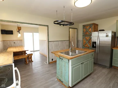 907 Cottage Avenue Crawfordsville IN 47933