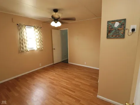 907 Cottage Avenue Crawfordsville IN 47933
