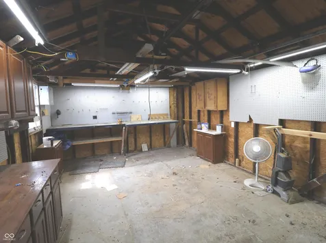 907 Cottage Avenue Crawfordsville IN 47933