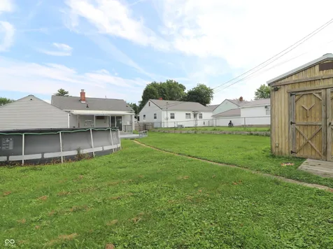 907 Cottage Avenue Crawfordsville IN 47933