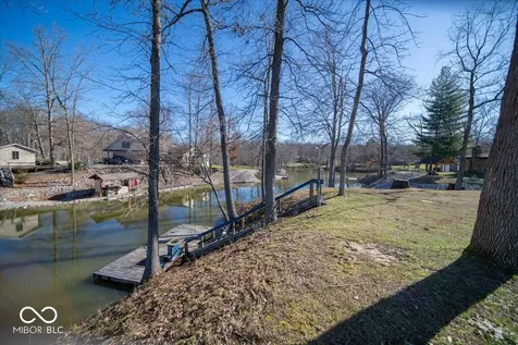 1647 S Plateau Circle Martinsville IN 46151