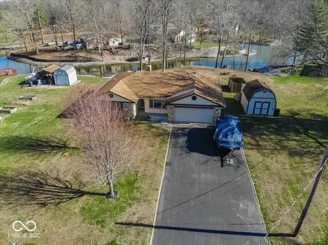1647 S Plateau Circle Martinsville IN 46151