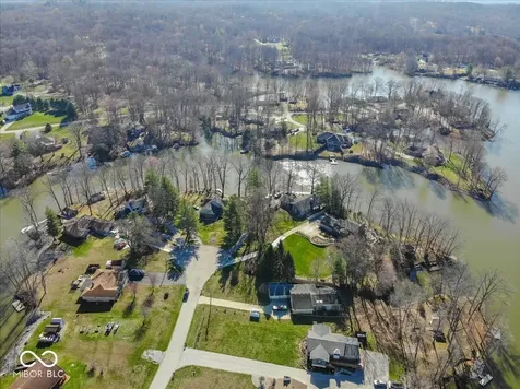1647 S Plateau Circle Martinsville IN 46151