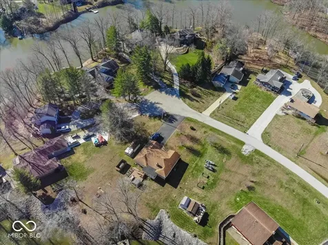 1647 S Plateau Circle Martinsville IN 46151