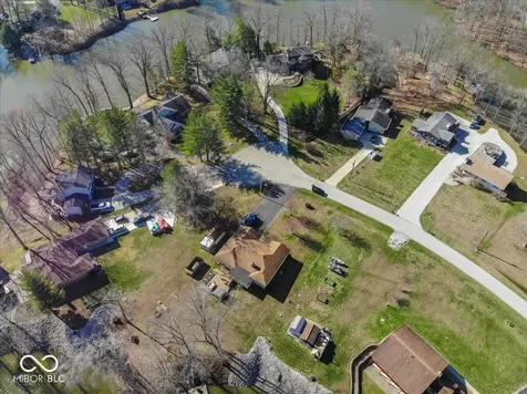 1647 S Plateau Circle Martinsville IN 46151