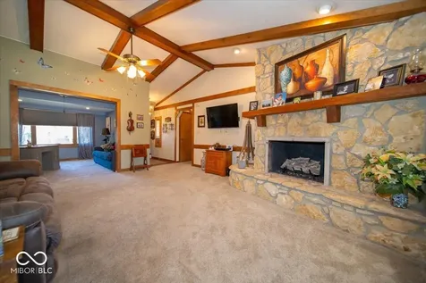 1647 S Plateau Circle Martinsville IN 46151