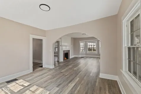 320 Lockerbie Street Mooresville IN 46158