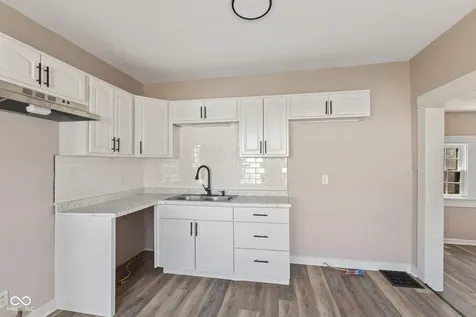 320 Lockerbie Street Mooresville IN 46158