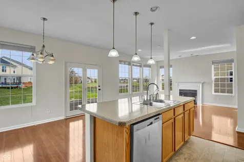 2542 Middle View Drive Columbus IN 47201