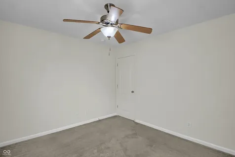 2542 Middle View Drive Columbus IN 47201