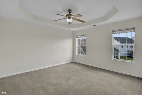 2542 Middle View Drive Columbus IN 47201