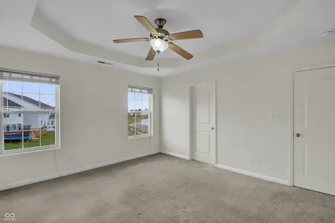 2542 Middle View Drive Columbus IN 47201