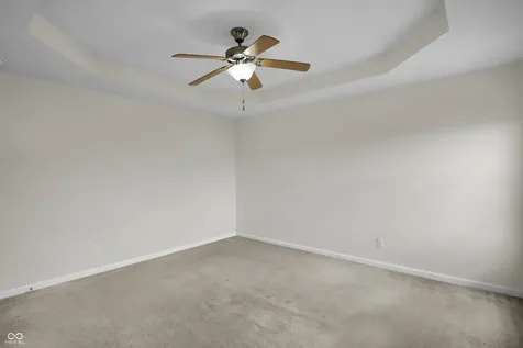 2542 Middle View Drive Columbus IN 47201