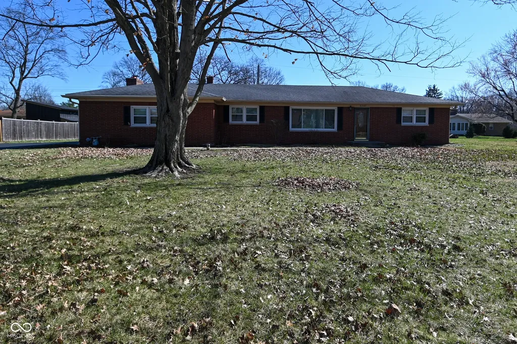 6347 E Breamore Road Indianapolis IN 46220