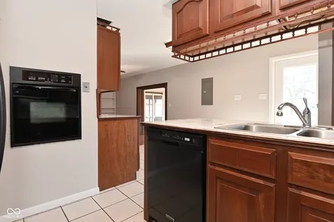 6347 E Breamore Road Indianapolis IN 46220