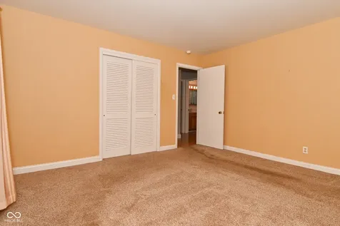 6347 E Breamore Road Indianapolis IN 46220