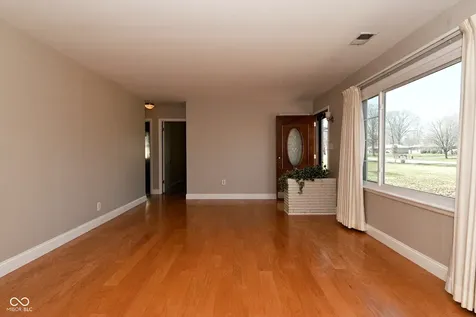 6347 E Breamore Road Indianapolis IN 46220