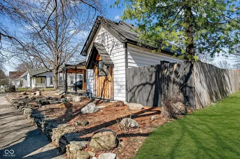 416 W 5th Street W Greenfield IN 46140