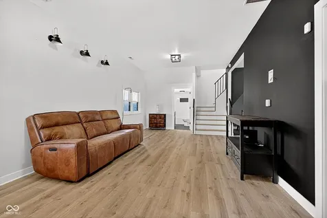 416 W 5th Street W Greenfield IN 46140