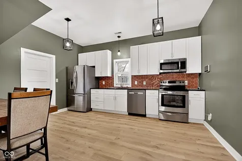416 W 5th Street W Greenfield IN 46140