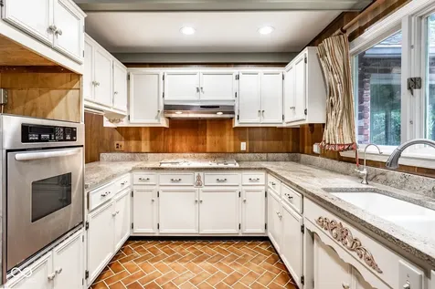 7235 Whitehall Drive Indianapolis IN 46256