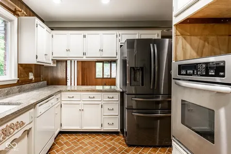 7235 Whitehall Drive Indianapolis IN 46256