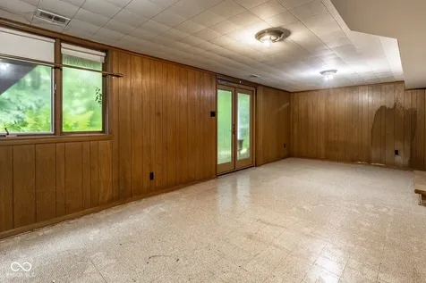 7235 Whitehall Drive Indianapolis IN 46256