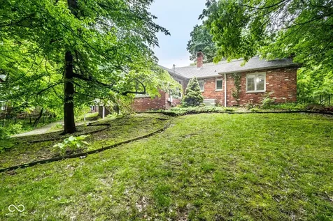 7235 Whitehall Drive Indianapolis IN 46256