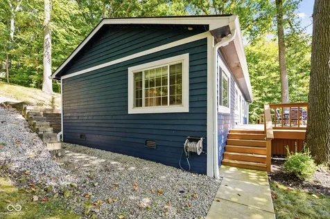 9378 Derrett Road Unionville IN 47468