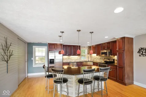 9378 Derrett Road Unionville IN 47468