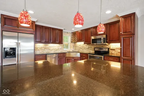 9378 Derrett Road Unionville IN 47468