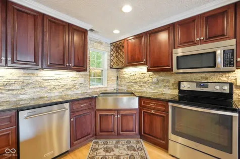 9378 Derrett Road Unionville IN 47468