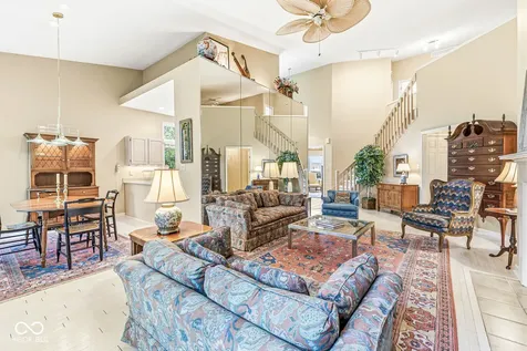 7884 Clearwater Parkway Indianapolis IN 46240