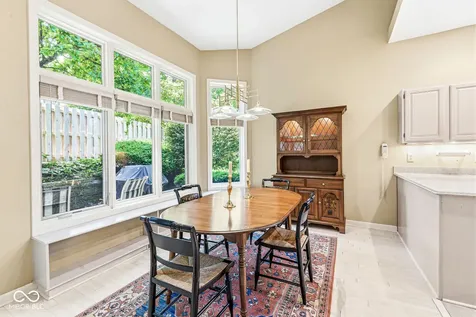 7884 Clearwater Parkway Indianapolis IN 46240