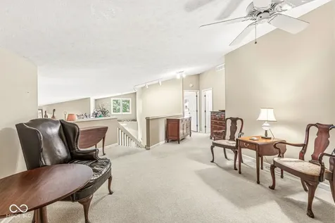 7884 Clearwater Parkway Indianapolis IN 46240