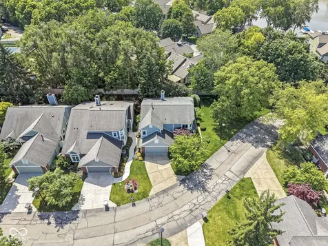 7884 Clearwater Parkway Indianapolis IN 46240