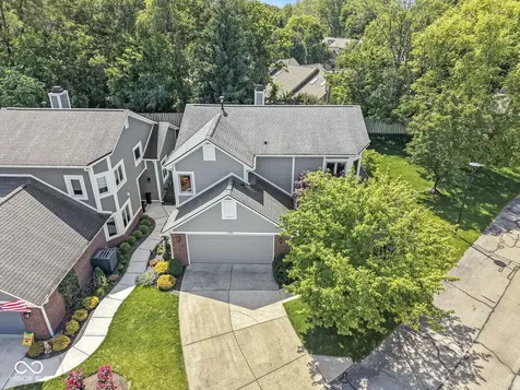 7884 Clearwater Parkway Indianapolis IN 46240