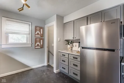 1402 N Grant Avenue Indianapolis IN 46201